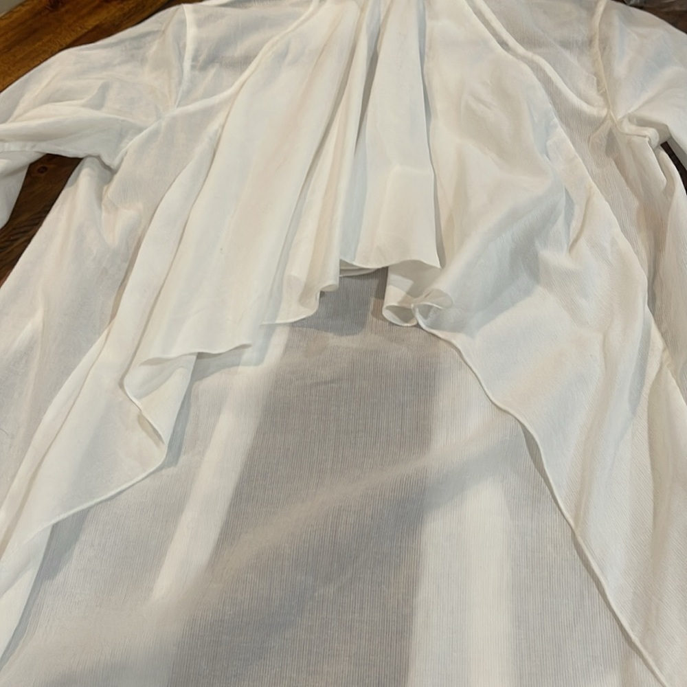CAbi Women's Small Vacation Tunic Shirt White Long Sleeve Button Down - Picture 2 of 16